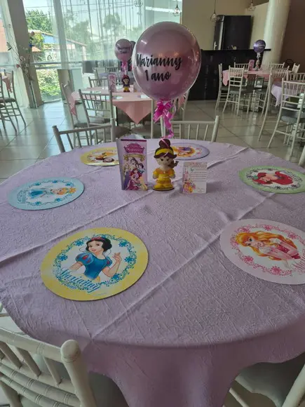 Centro de Mesa Princesas