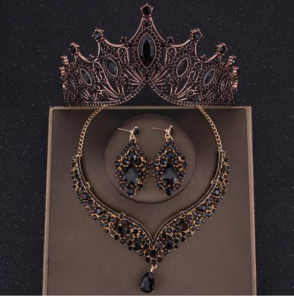 Conjunto Coroa Colar e Brincos Dourado Preto Festas Cosplay