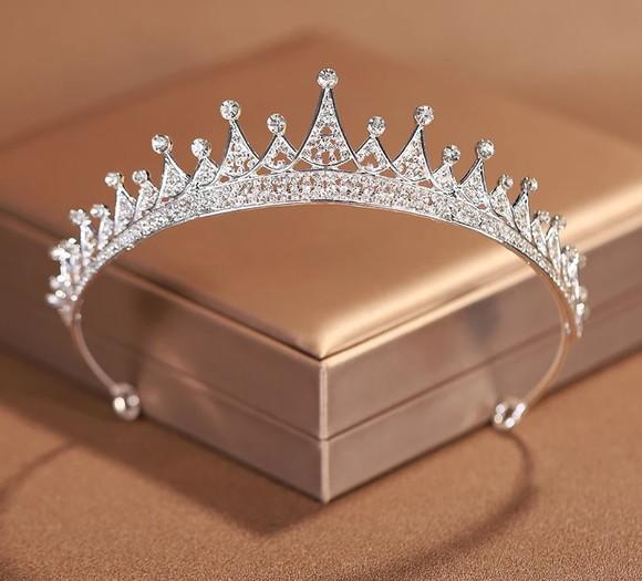 Coroa Tiara Princesa Enfeite Daminha Casamento Cor Prateado