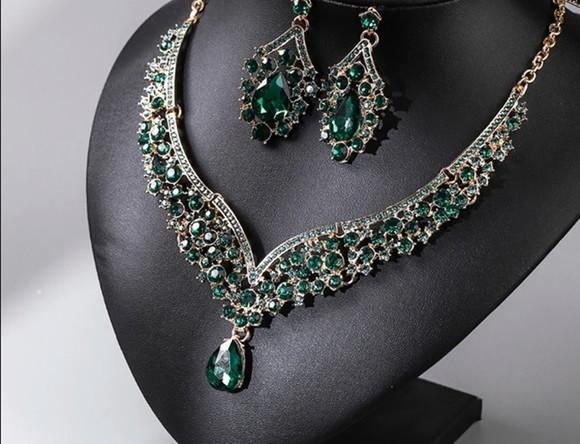 Conjunto Colar e Brincos Verde Dama Miss 15 Anos Festa