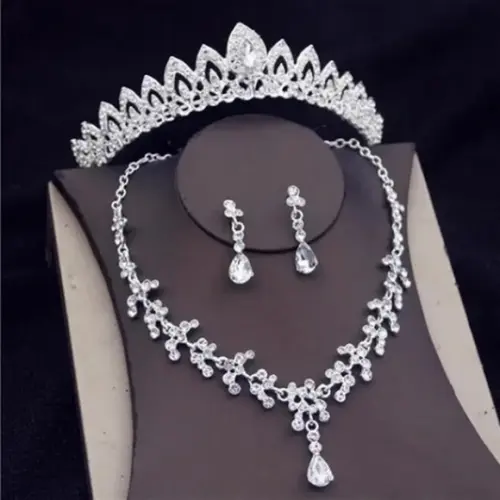 Conjunto Coroa Colar e Brincos Noivas Debutantes 15 Anos 054