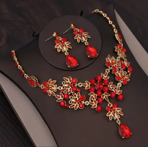 Colar e Brincos Vermelho Luxo Lindo