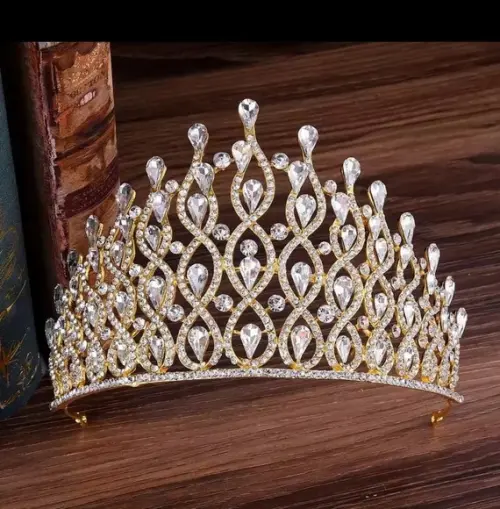 Coroa Tiara Miss Concurso Evento 12 cm Altura Grande Dourado