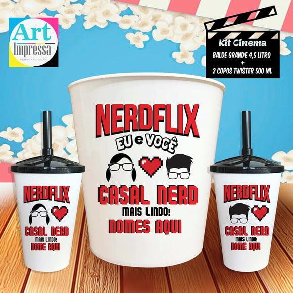Kit Cinema Casal Nerdflix Casal Nerd Balde 4,5L + 2 Copos