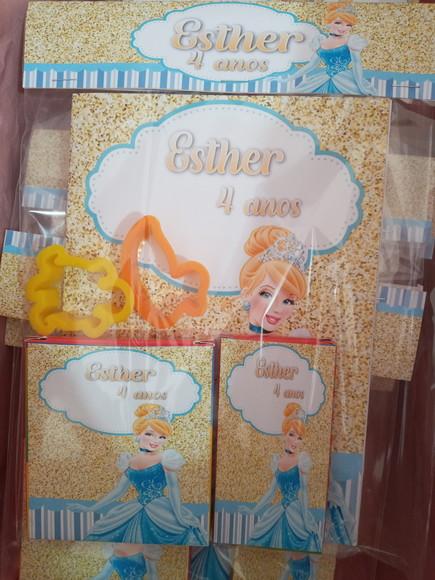 Kit Colorir com Massinha Cinderela