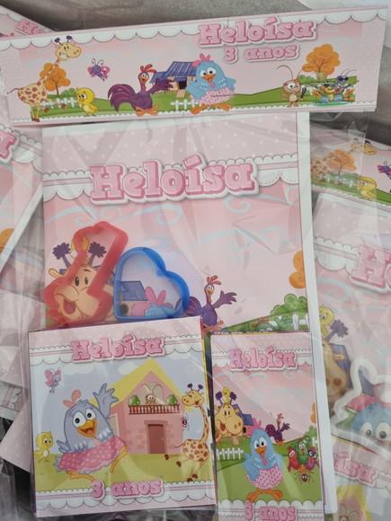 Kit Colorir com Massinha Galinha Pintadinha