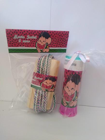 Kit Corda de Pular e Bolinha de Sabão Magali