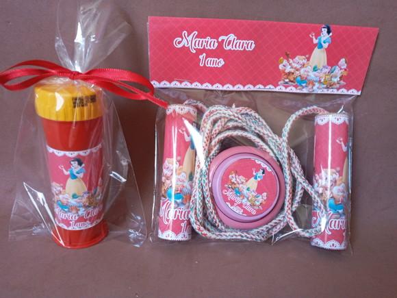 Kit Corda Personalizada, Ioio e Bolinha de Sabão Branca de Neve