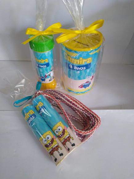 Kit Corda Personalizada Bolinha e Cofrinho Bob Esponja