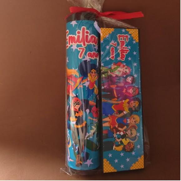 Kit Pega Vareta e Domino Super Hero Girls