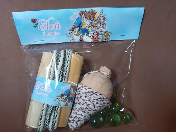 Kit Pião Corda e Bolinha de Gude Bela e a Fera