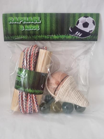 Kit Pião Corda e Bolinha de Gude Futebol