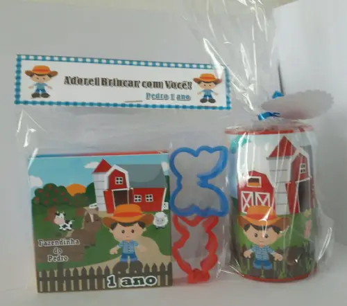 Kit Cofrinho e Massinha Fazendinha