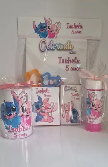 Kit colorir com Massinha , cofrinho e bolinha de sabão Stitch e Angel