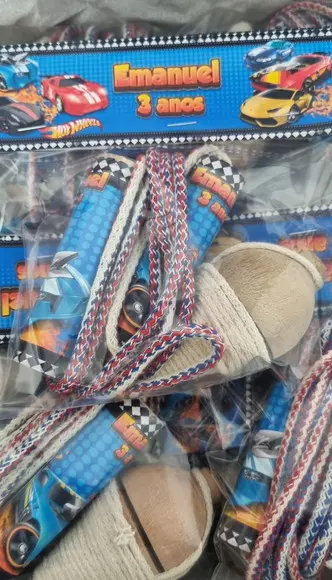 Kit Corda Personalizada e Pião Hotwheels