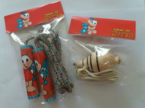 Kit Corda Personalizada e Pião Monica