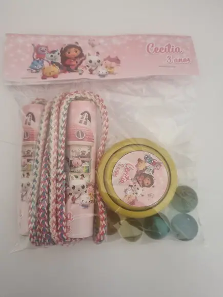 Kit Corda Personalizada Ioio e Bolinha de Gude Casa Magica Gaby