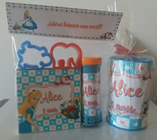 Kit Massinha Bolinha de Sabão e Cofrinho Alice