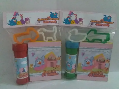 Kit Massinha e Bolinha de Sabão Galinha Pintadinha Rosa
