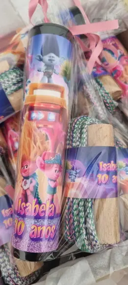 Kit Pega Vareta e Corda de Pular Trolls