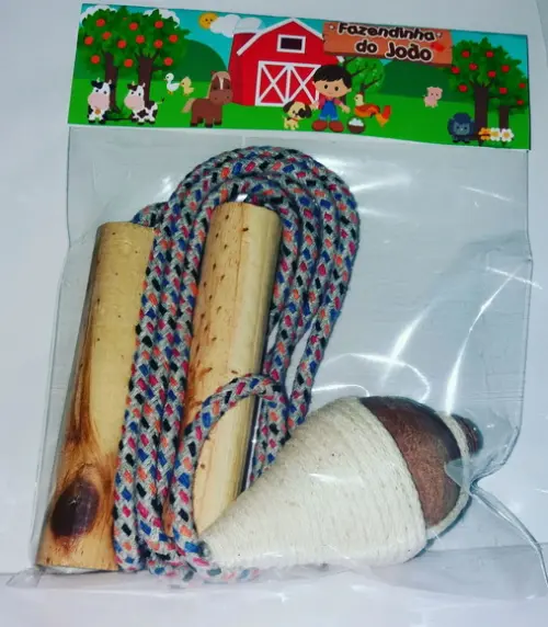 Kit Pião e Corda Fazendinha