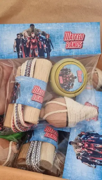 Kit Pião, Corda, Ioiô Vingadores
