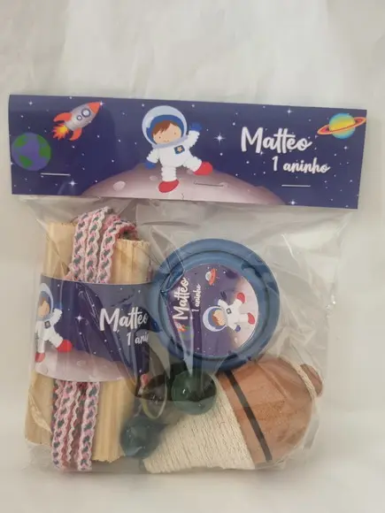Kit Pião,corda,ioiô e Bolinha de Gude Astronauta