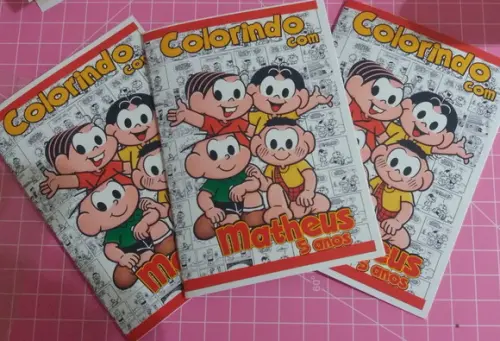 Mini Livro de Colorir c/ 3 Giz Turma da Monica