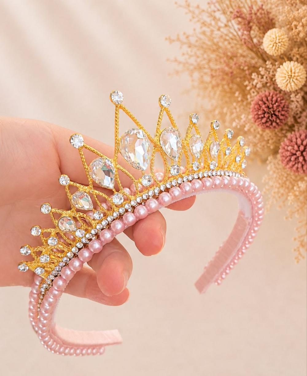 Tiara/arco bordado de perolas com coroa de princesa