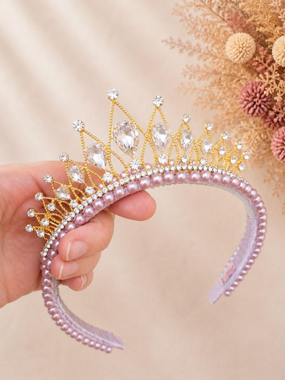 Tiara/arco bordado de perolas com coroa de princesa