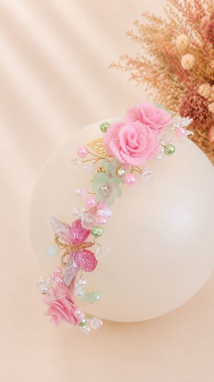 Faixa de Luxo Bordada com flores e borboletas - Jardim Encantado