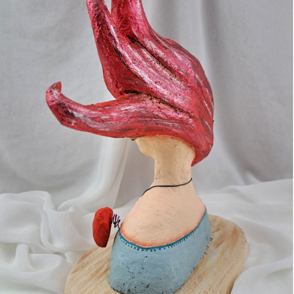 Busto em Papel Machê Feminino – Coração em Flor