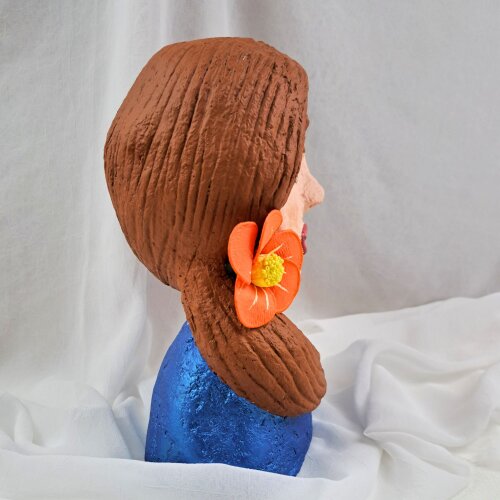 Busto em Papel Machê Feminino – Menina flor