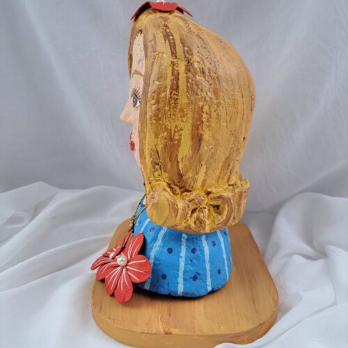 Busto em Papel Machê Feminino – Menina flor