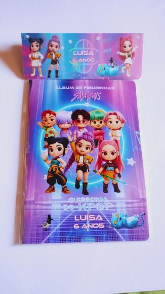 Álbum com Figurinhas Guerreiras Kpop Desenho Colorir Huntrix Fes