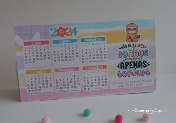 Calendário de Mesa 2024 com Mensagem Ano Novo Brinde