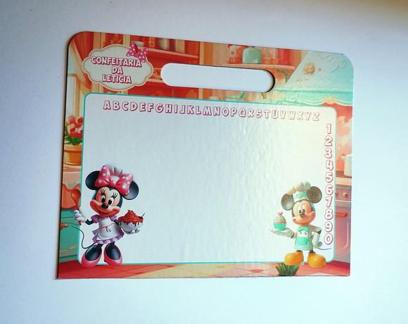 Lousa Mágica Minnie Confeitaria com Caneta e Jogos Cartonada