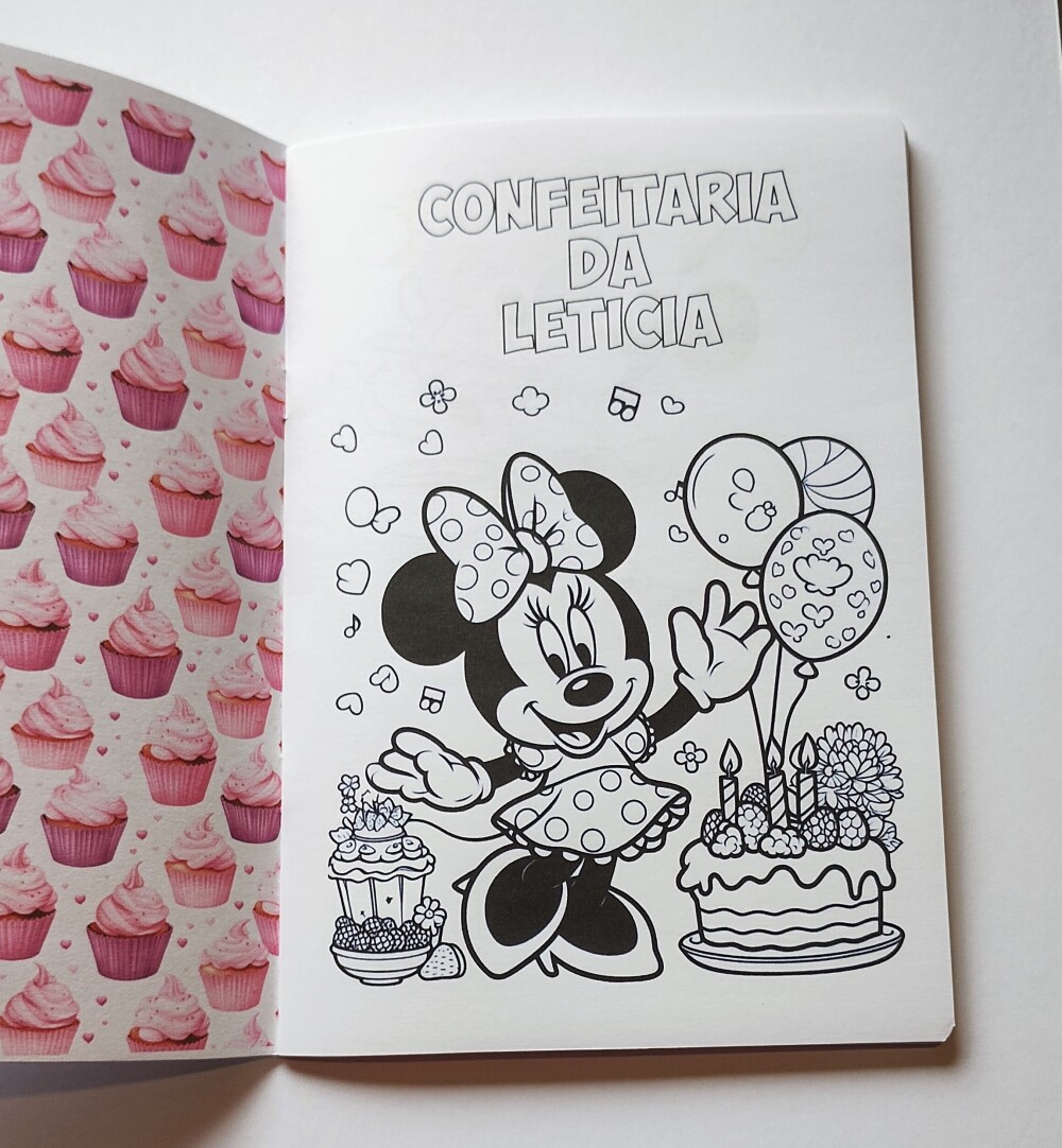 Álbum de Figurinhas com Desenhos Confeitaria da Minnie Mickey Le