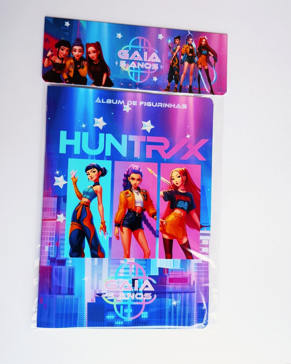 Álbum com Figurinhas Guerreiras Kpop Desenho Colorir Huntrix