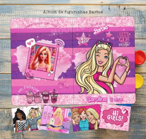 Barbie Álbum de Figurinhas e Desenhos