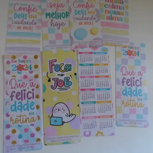 Calendário Marca Página 2024 com Mensagem Ano Novo Brinde