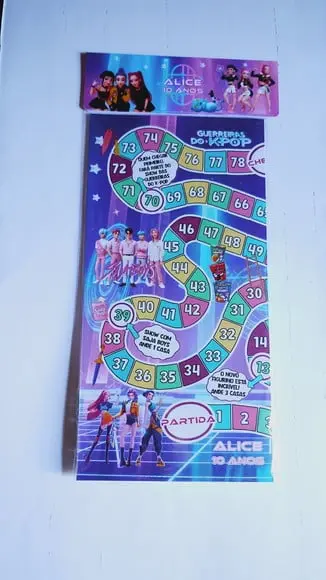 Guerreiras do Kpop Huntrix Jogo de Tabuleiro Lembrancinha