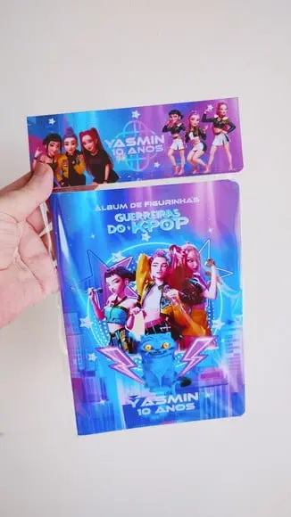 Guerreiras Kpop Álbum com Figurinhas Desenho Colorir Huntrix