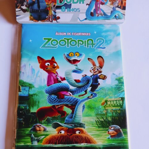 Álbum de Figurinhas Zootopia 2 com Desenhos de Colorir Festa