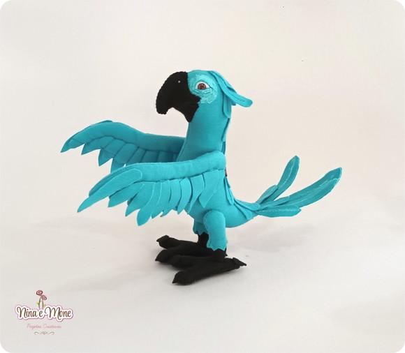 Arara Blu de Feltro - Tema Rio
