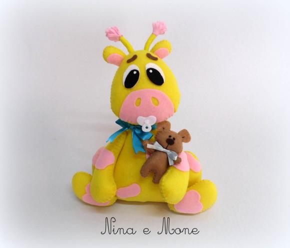 Baby Girafa em Feltro