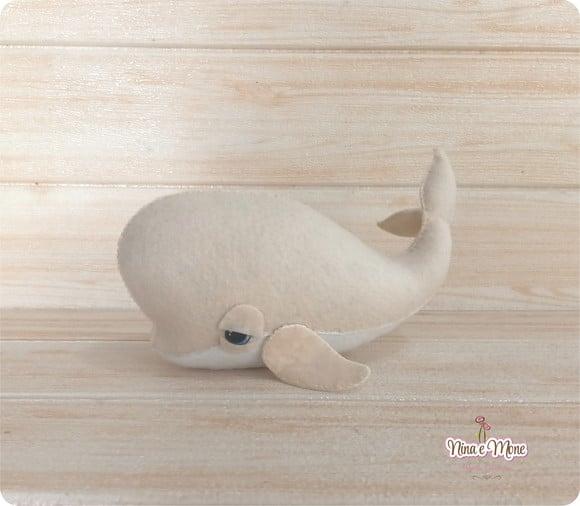 Baleia Beluga Bege de Feltro