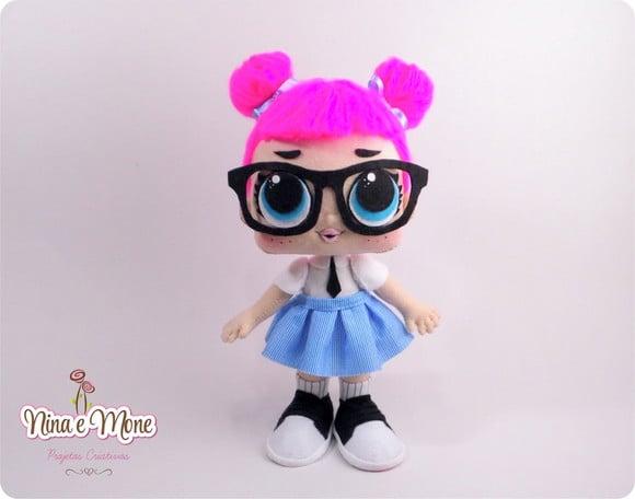 Boneca Teachers Pet de Feltro