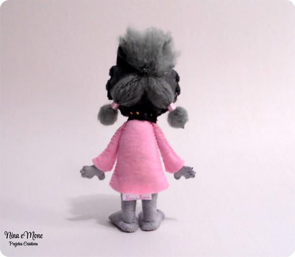 Boneca Winnie de feltro (Transilvania)
