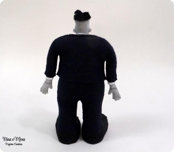 Boneco Frankenstein Feltro Transilvania